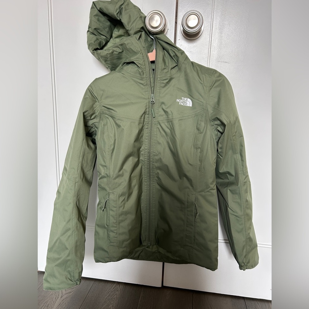 The North Face Women’s Insulated Jacket XS